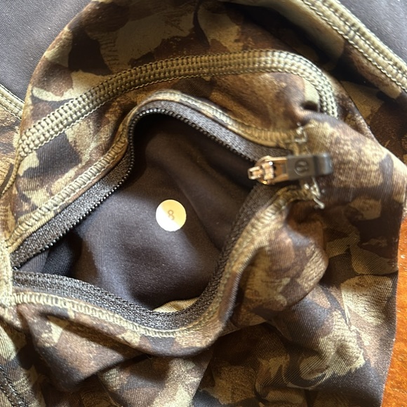 Lululemon leggings - Picture 5 of 6